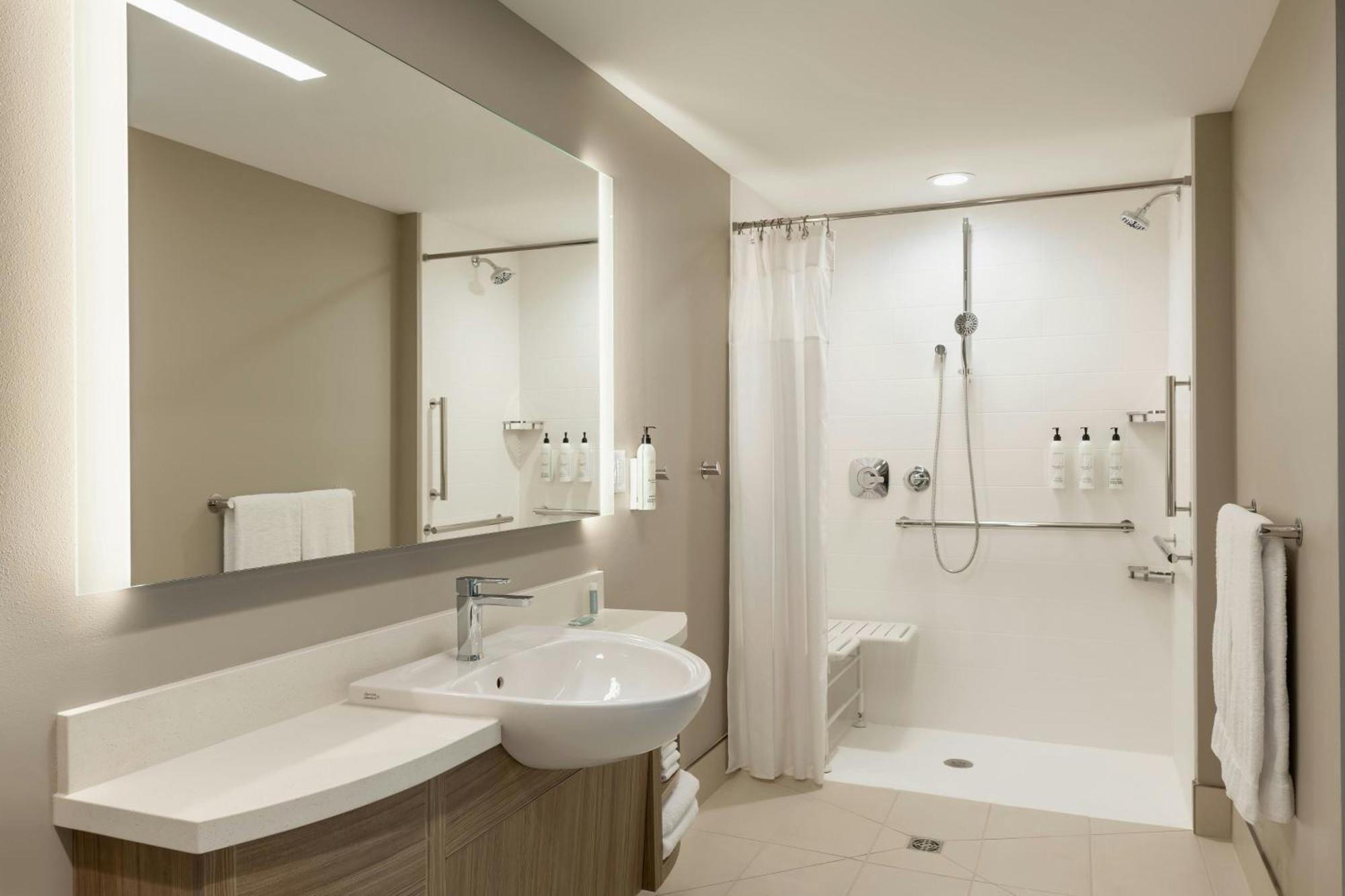 Springhill Suites By Marriott ファーゴ エクステリア 写真