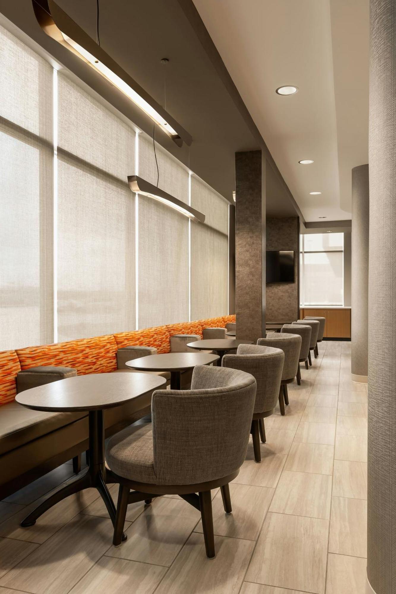 Springhill Suites By Marriott ファーゴ エクステリア 写真